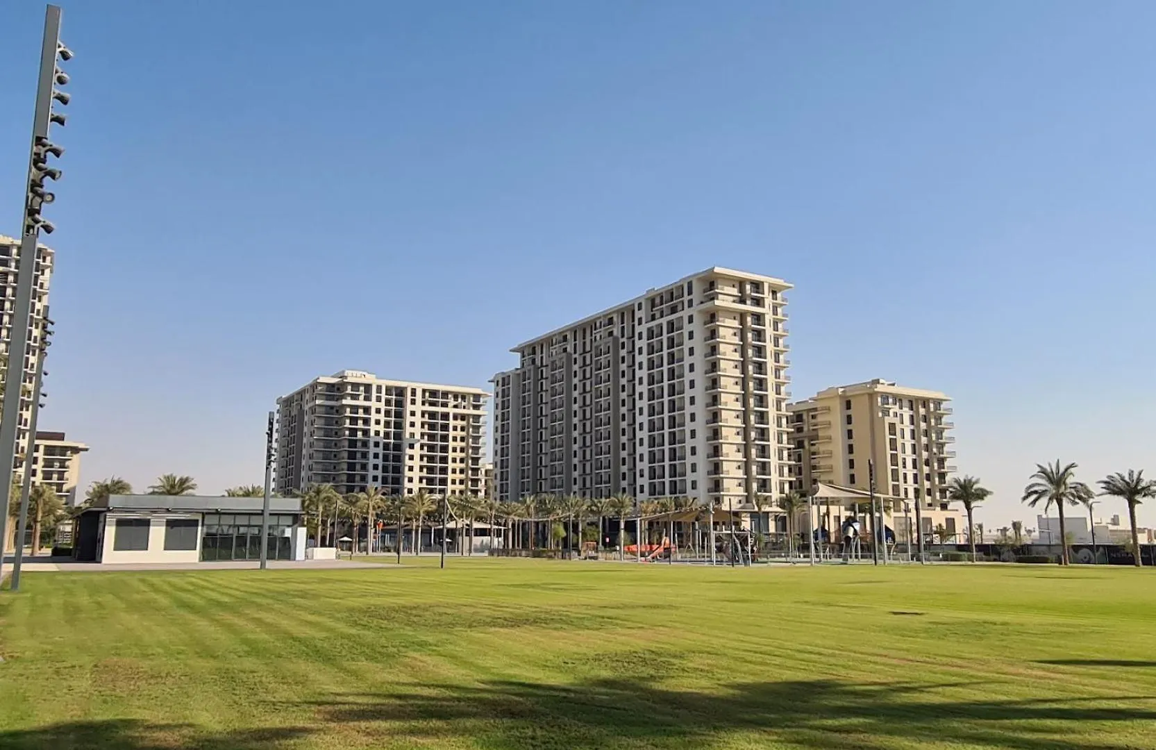 아파트 Urbanhomes - Exceptional 2 Bedroom Apt In A Family Friendly Neighborhood 두바이